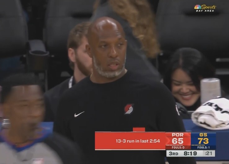 經典的勇士領先被追分！開拓者3分鐘內轟出13-3將分差縮小到8分