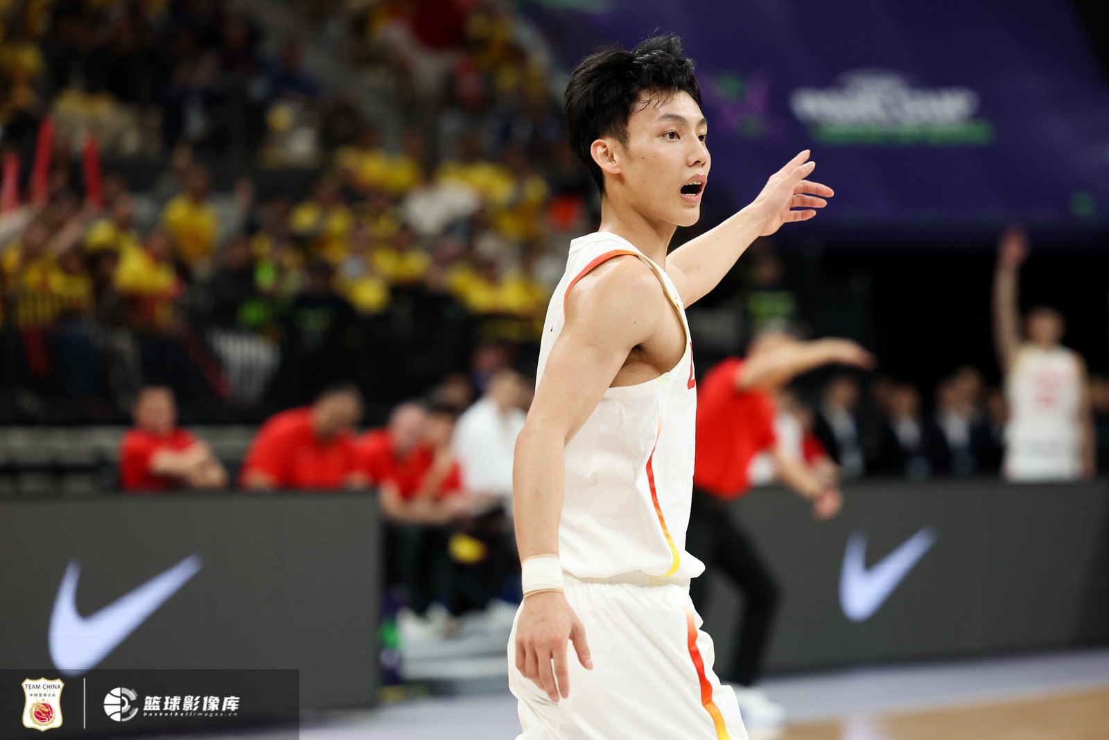 首發(fā)出戰(zhàn)不在狀態(tài)！徐杰全場(chǎng)3中0沒得分 拿到3板1助2斷另2失誤